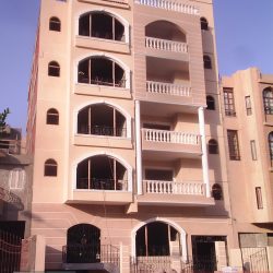 مكتب هندسي ومقاولات وتشطيات